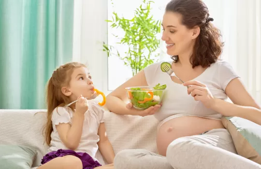 Hamilelik ve Emzirme Döneminde Beslenme